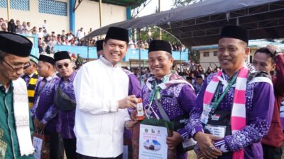 Sekda Ardiansyah Lepas 236 Jemaah Haji Majene, Titip Pesan Begini