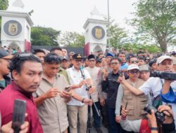 Gubernur Sulbar Temui Pendemo, Janji Cabut Izin Tambang yang Langgar Hukum