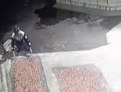 Aksi Curi Kakao di Halaman Masjid Terekam CCTV Dan Viral, Pelaku Serahkan Diri