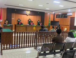 Merusak Gedung DPRD Majene, Empat Terdakwa Divonis Bersalah, Jalani Pidana Bersyarat