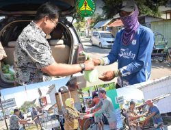 Bersama IAD Daerah Majene, Kejari Majene Tebarkan Kebaikan Lewat Jumat Berkah