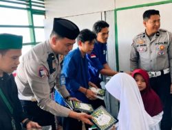 Sinergi Polri, HMI dan PMII, Salurkan Al-Qur’an Bantu Belajar Santri TPQ di Majene