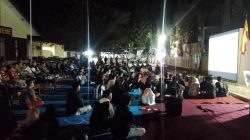 Argentina vs Spanyol di Halaman Polres Majene, Ratusan Warga Bersatu Bersama Kapolres