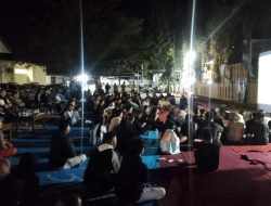 Argentina vs Spanyol di Halaman Polres Majene, Ratusan Warga Bersatu Bersama Kapolres
