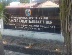 Menjelang HUT ke-81 RI, Wajah Kantor Kecamatan Banggae Timur Disorot: Pagar Rusak, Pemerintah Diminta Cepat Tangani
